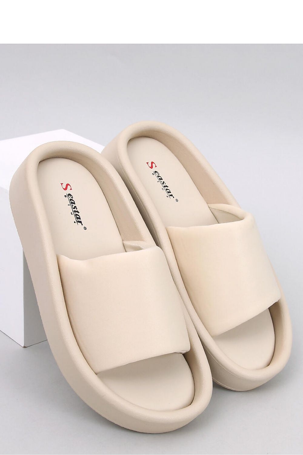 Flip-flops model 194633 Inello - Trendyglobal 