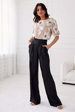 Women trousers model 194765 Roco Fashion - Trendyglobal 