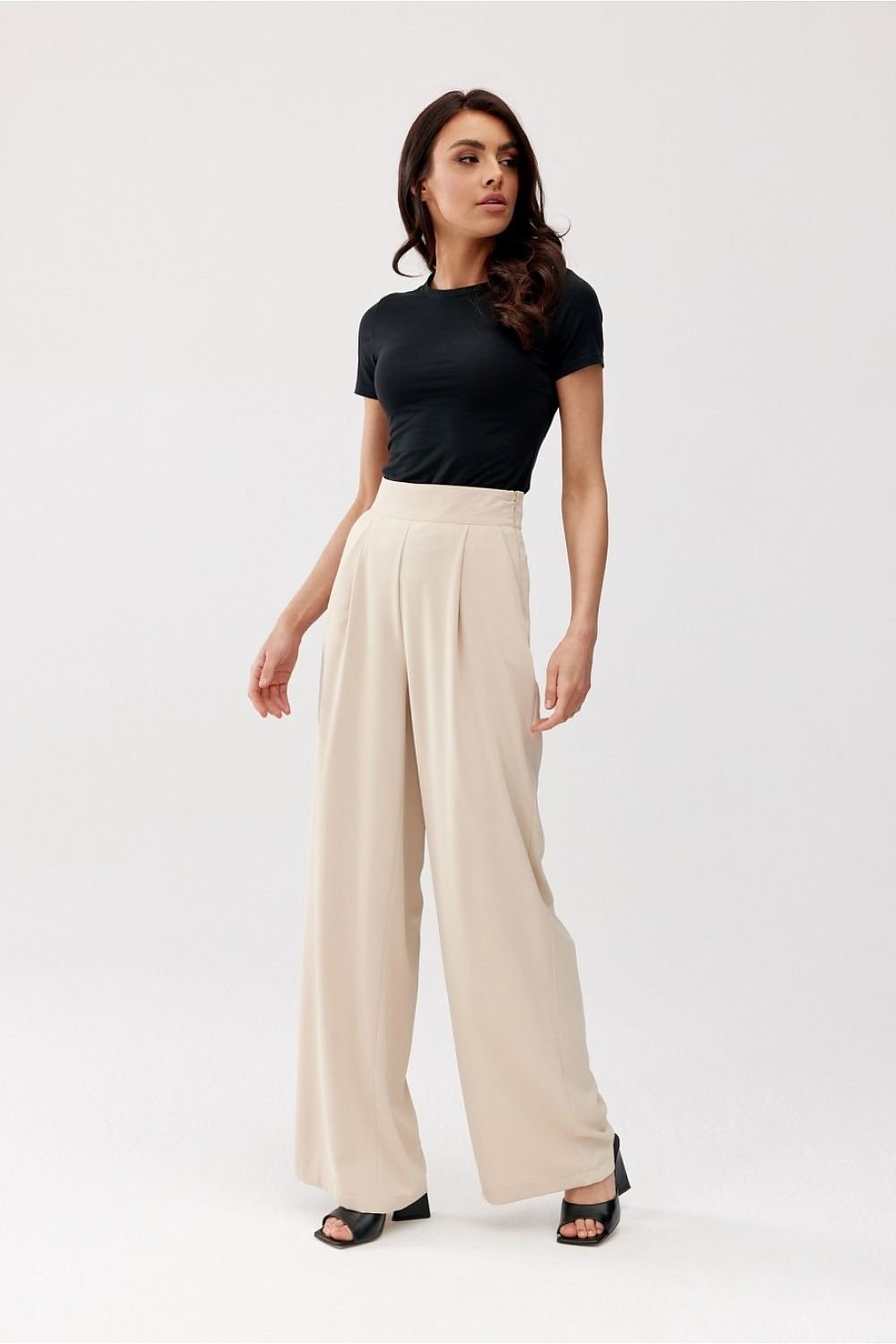 Women trousers model 195911 Roco Fashion - Trendyglobal 