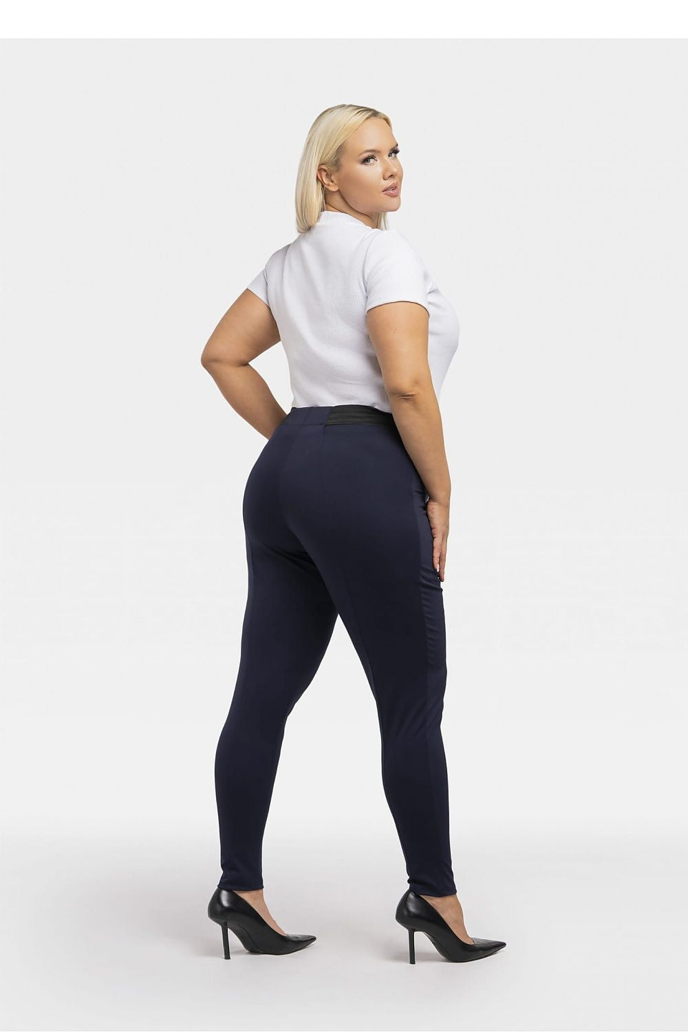 Leggings plus size model 195036 Karko - Trendyglobal 