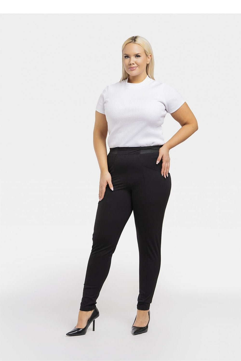 Leggings plus size model 195036 Karko - Trendyglobal 