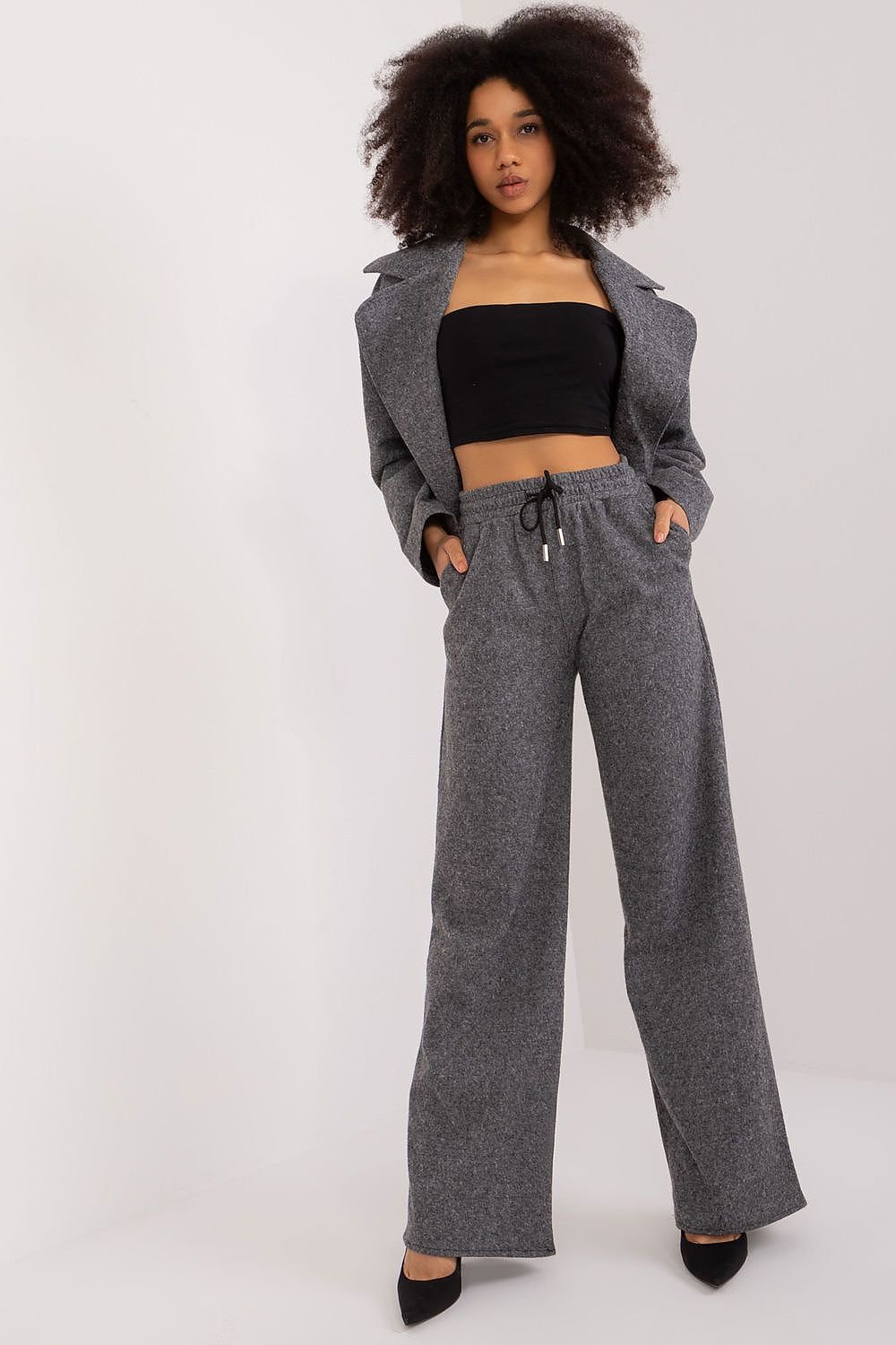 Women trousers model 195205 Lakerta - Trendyglobal 