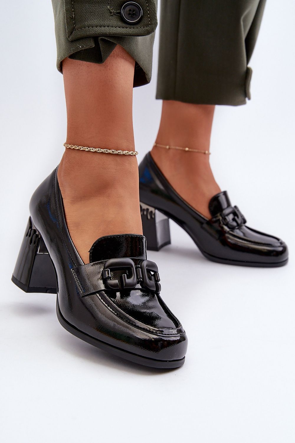 Heeled low shoes model 195397 Step in style - Trendyglobal 