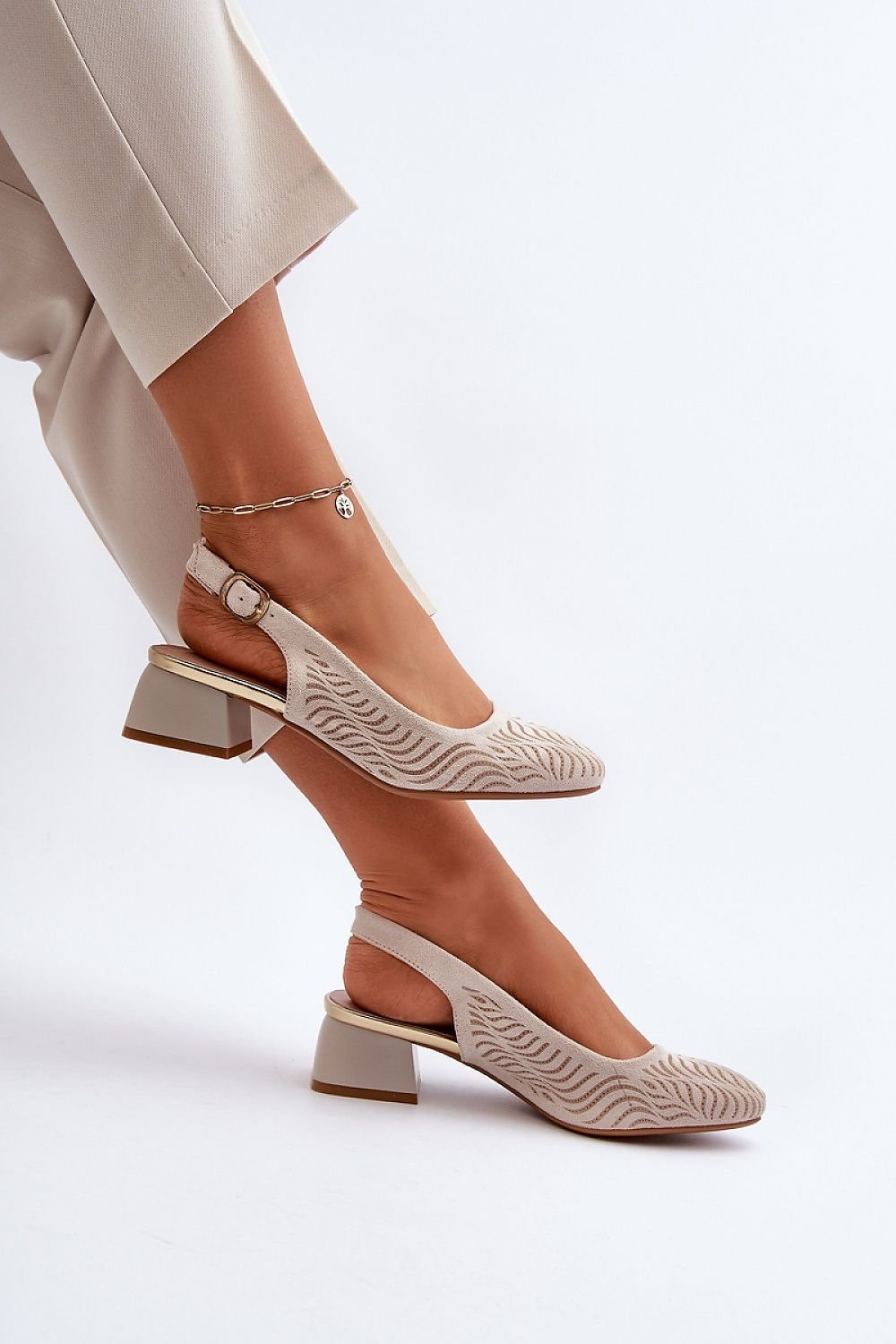 Heel pumps model 195417 Step in style - Trendyglobal 