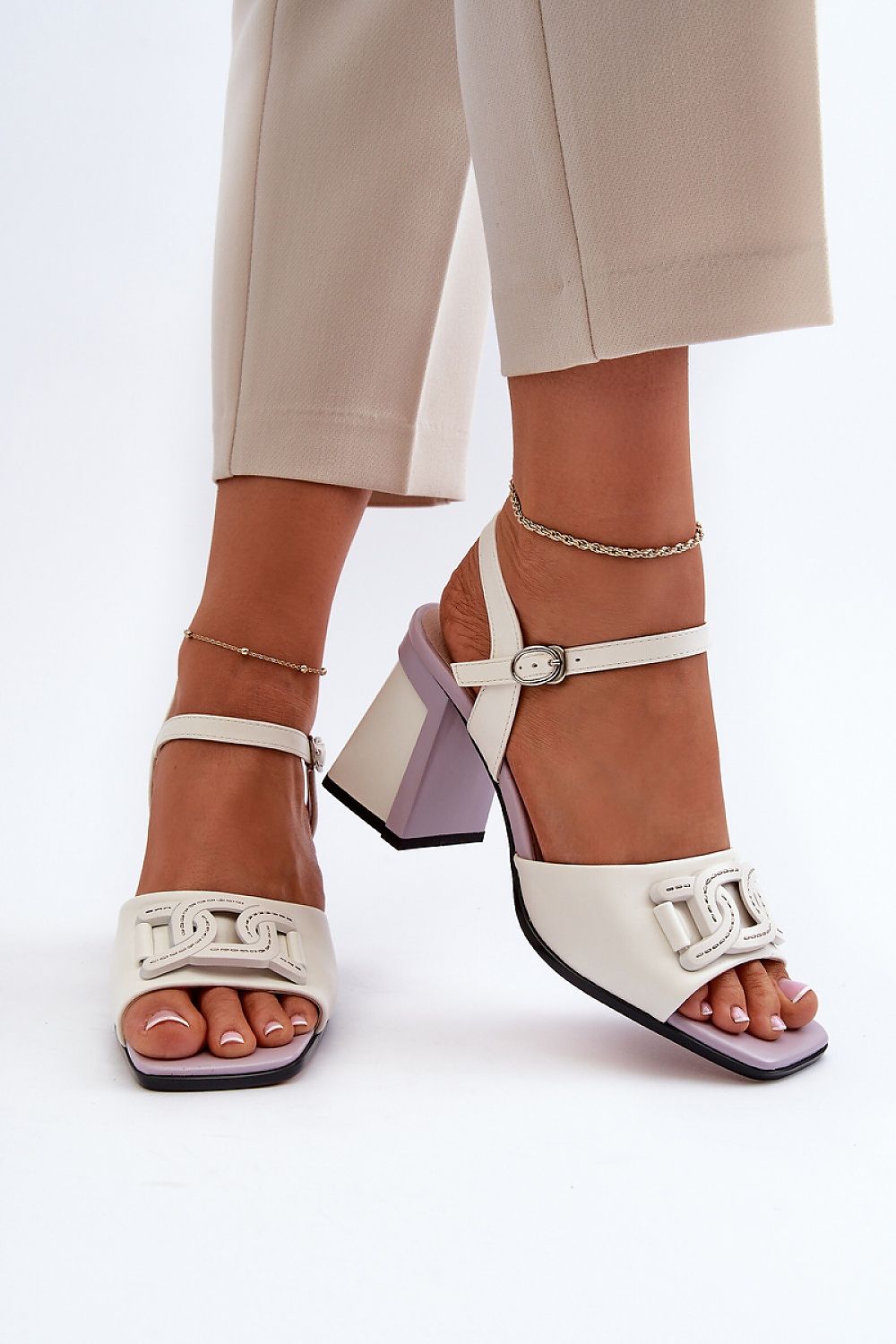 Heel sandals model 195418 Step in style - Trendyglobal 