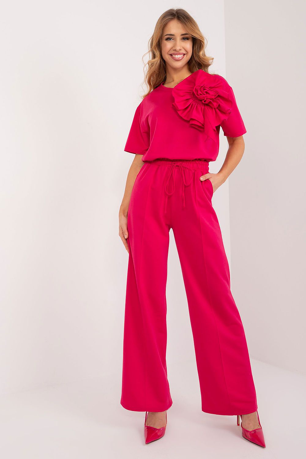 Women trousers model 195797 Lakerta - Trendyglobal 