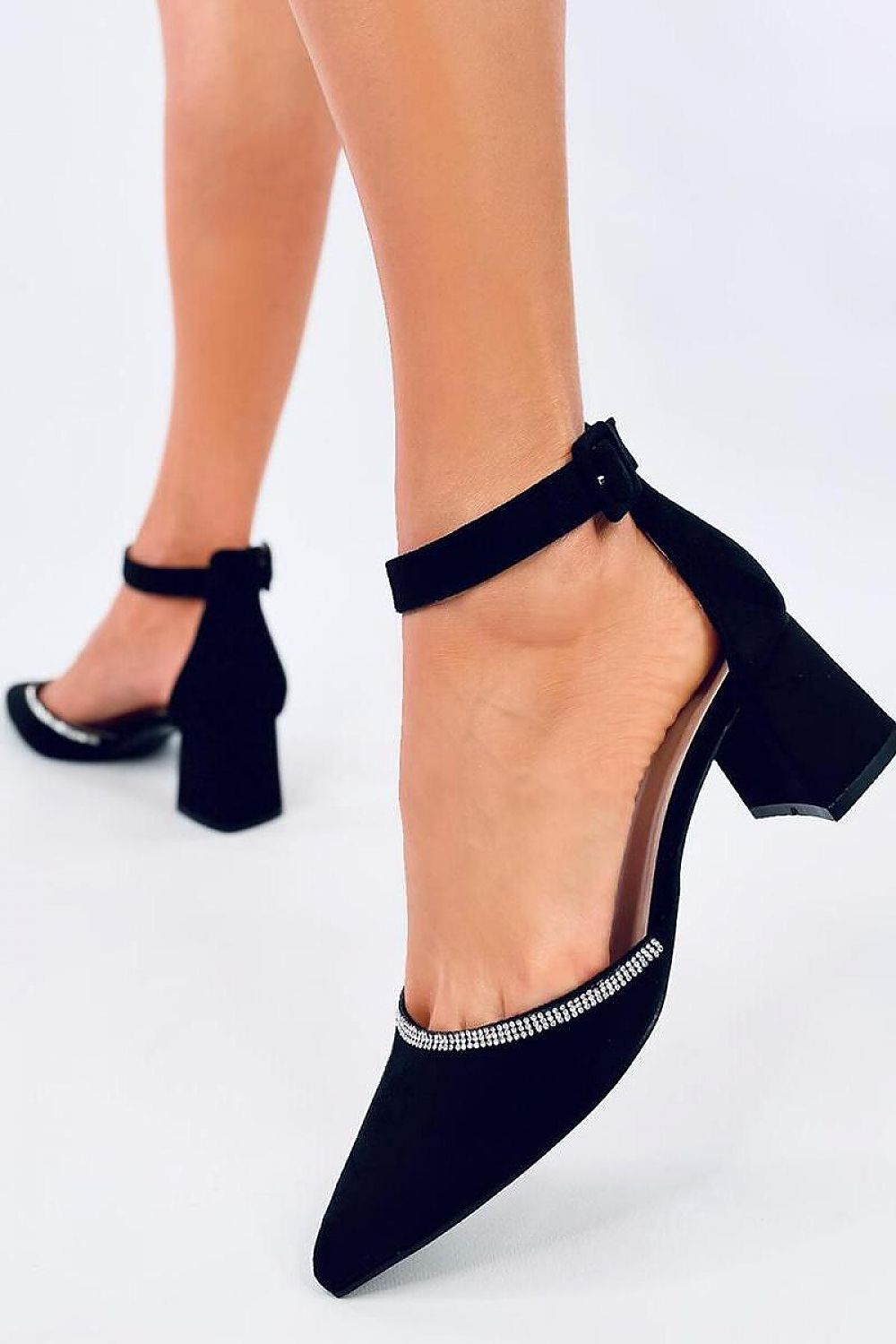 Block heel pumps model 196034 Inello - Trendyglobal 