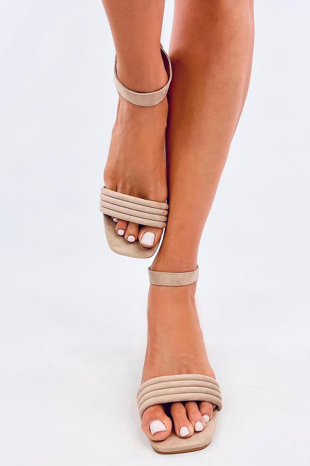 Heel sandals model 196076 Inello - Trendyglobal 