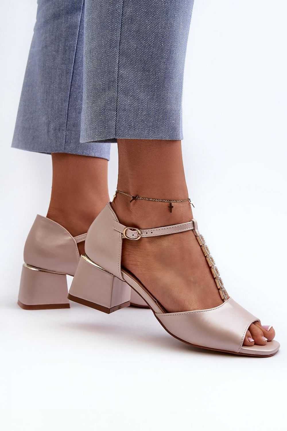 Heel sandals model 196329 Step in style - Trendyglobal 