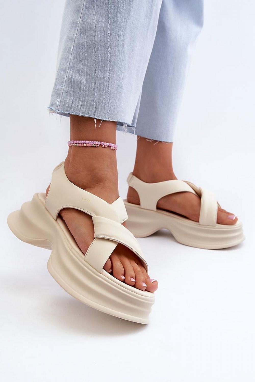 Sandals model 196338 Step in style - Trendyglobal 