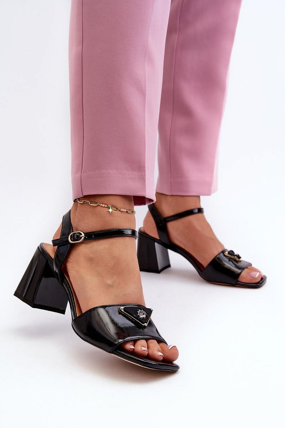 Heel sandals model 196645 Step in style - Trendyglobal 