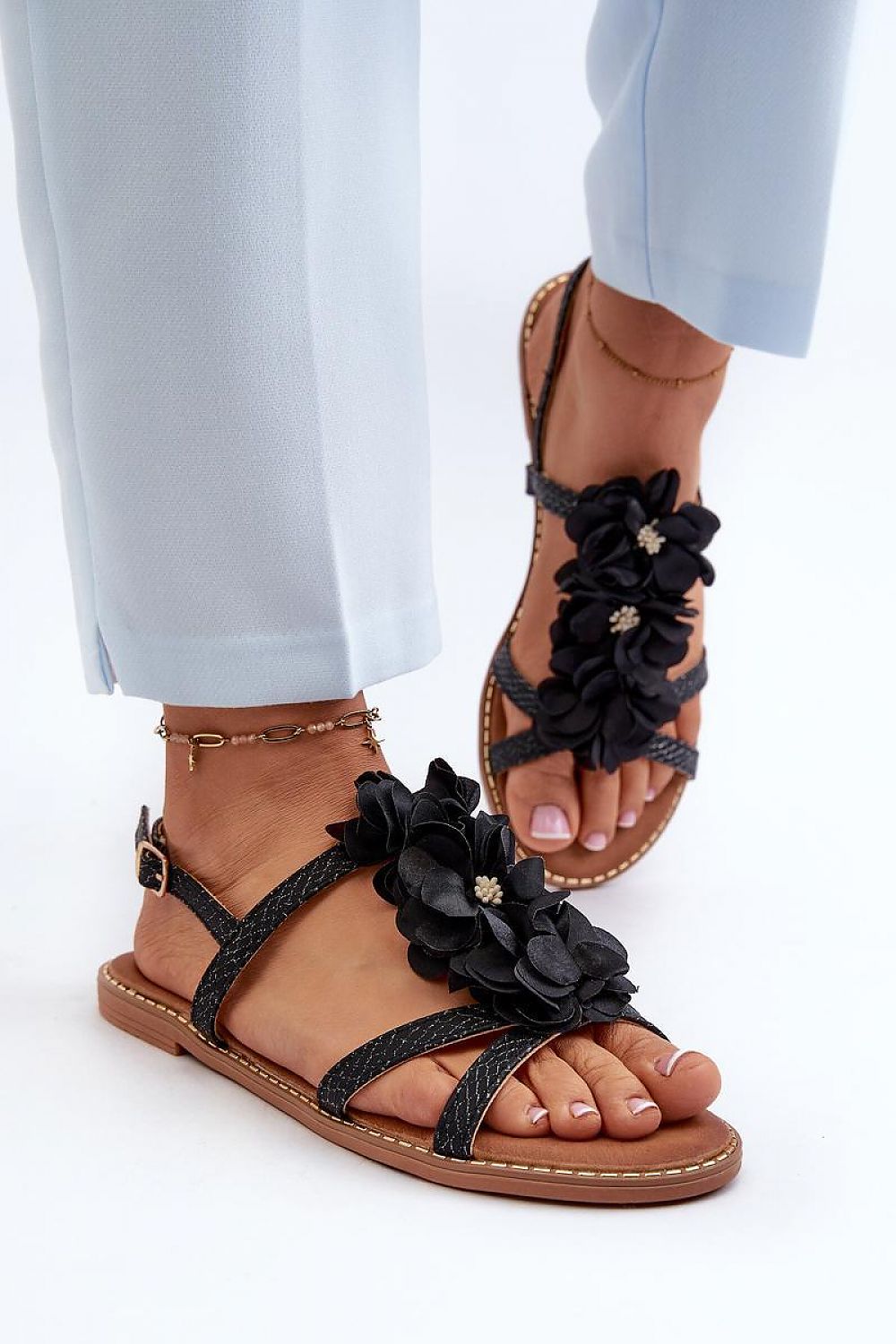 Sandals model 196658 Step in style - Trendyglobal 