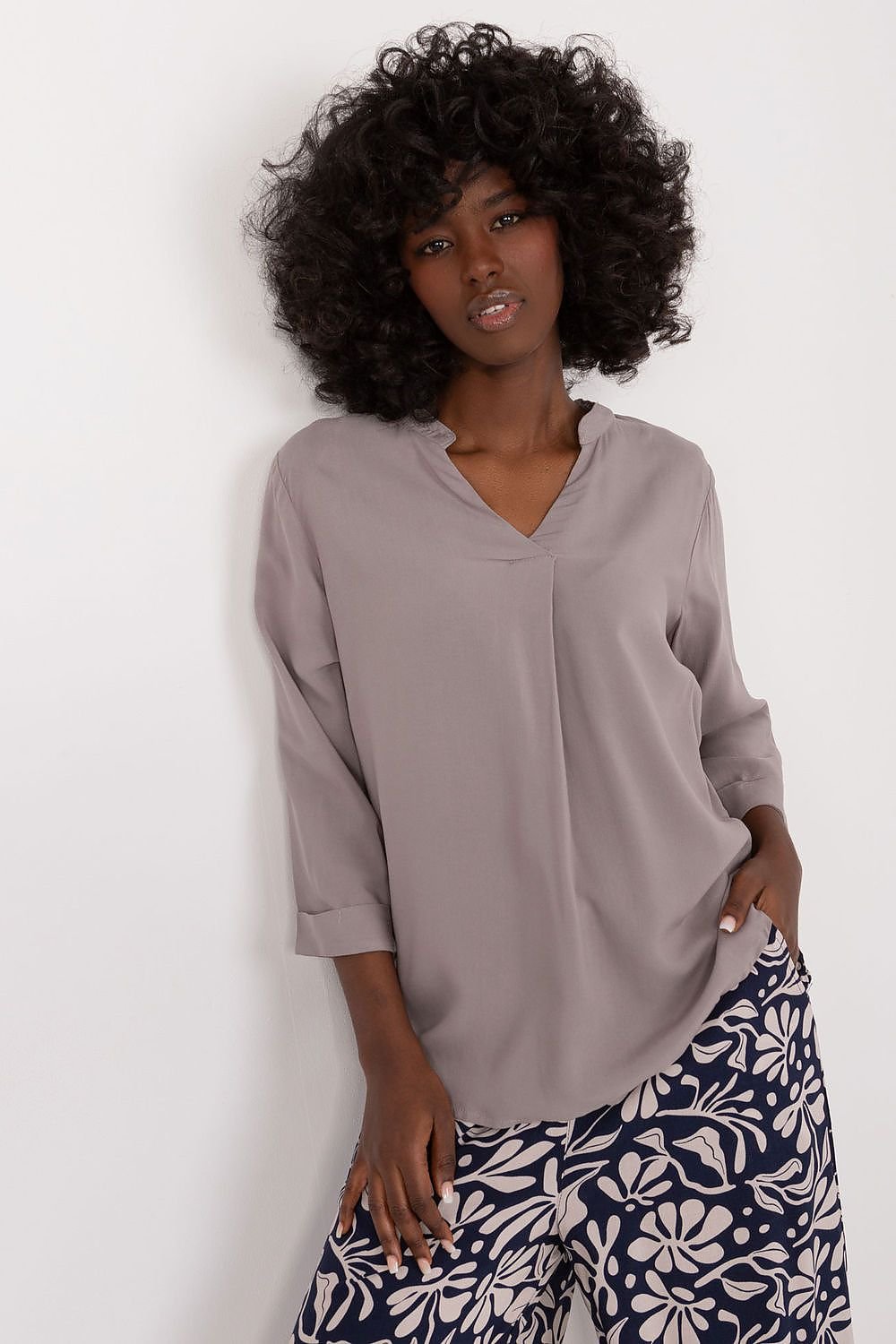 Blouse model 196921 Sublevel - Trendyglobal 