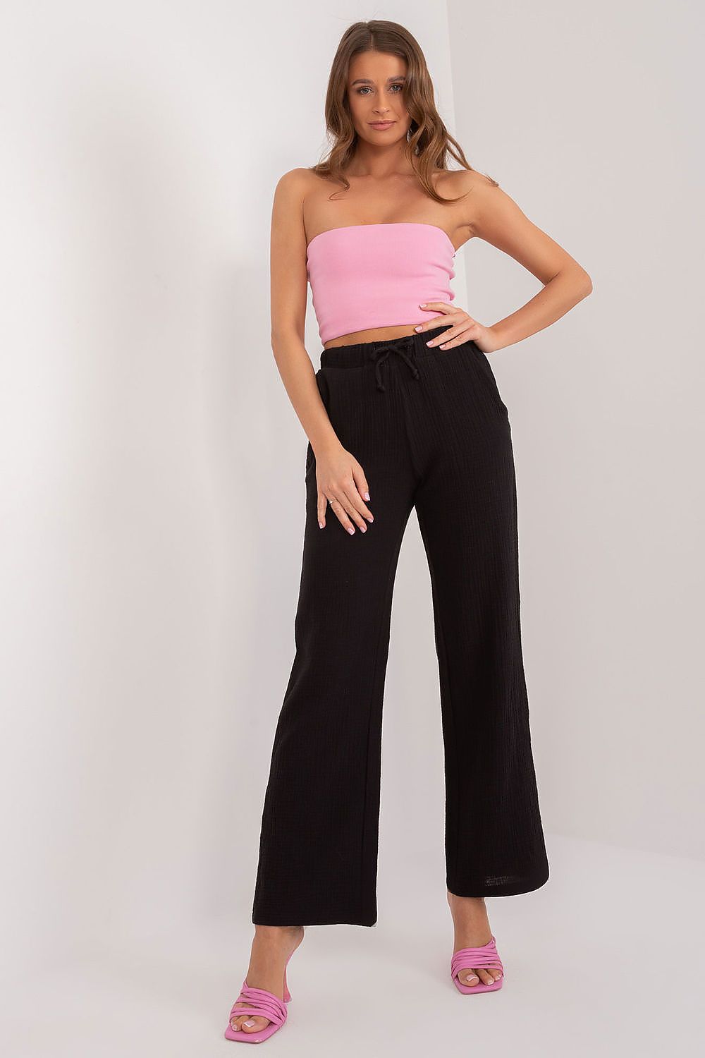 Women trousers model 196926 Sublevel - Trendyglobal 