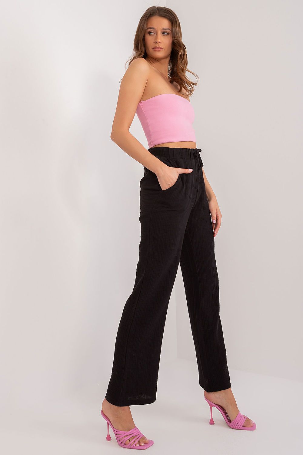 Women trousers model 196926 Sublevel - Trendyglobal 