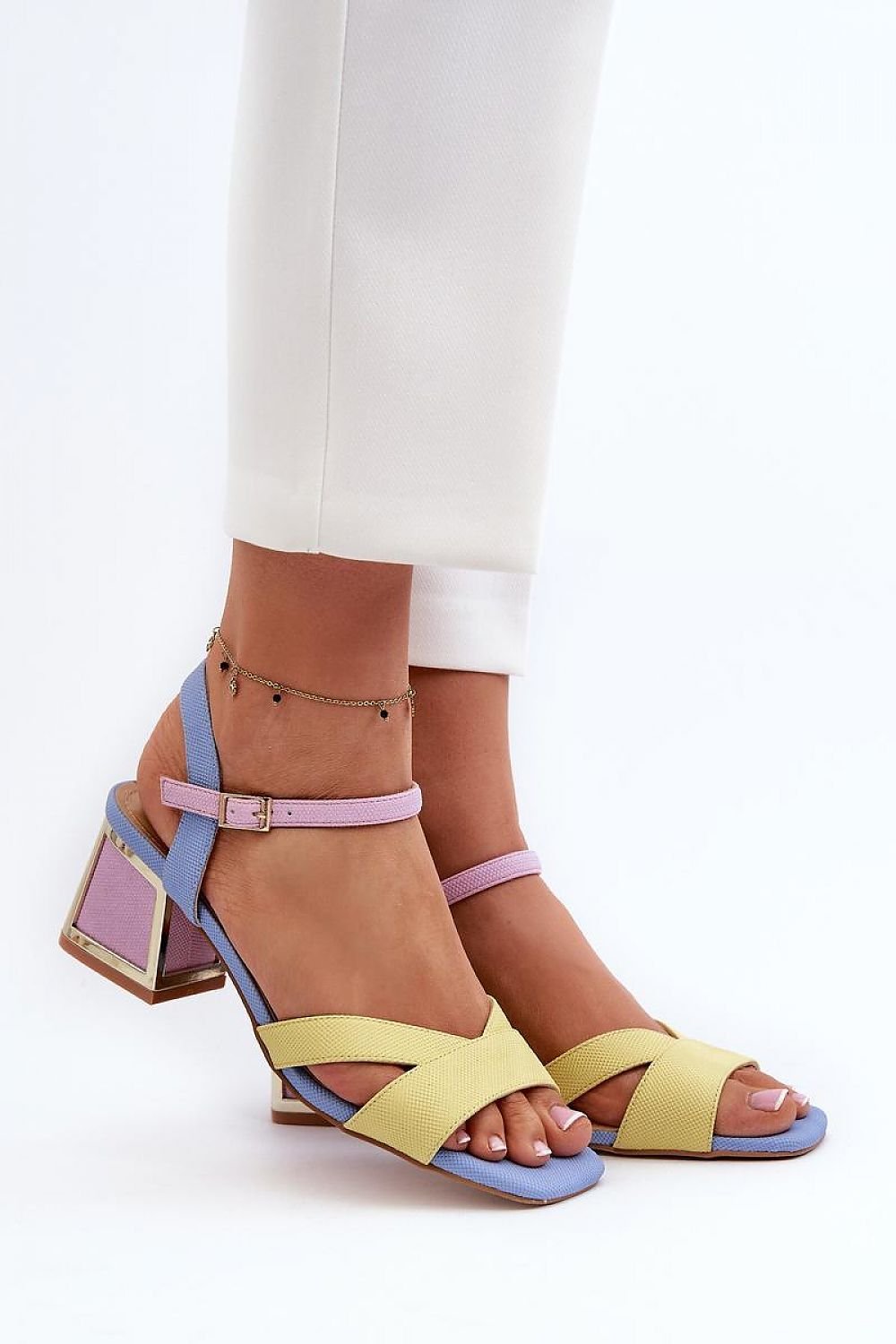 Heel sandals model 196969 Step in style - Trendyglobal 