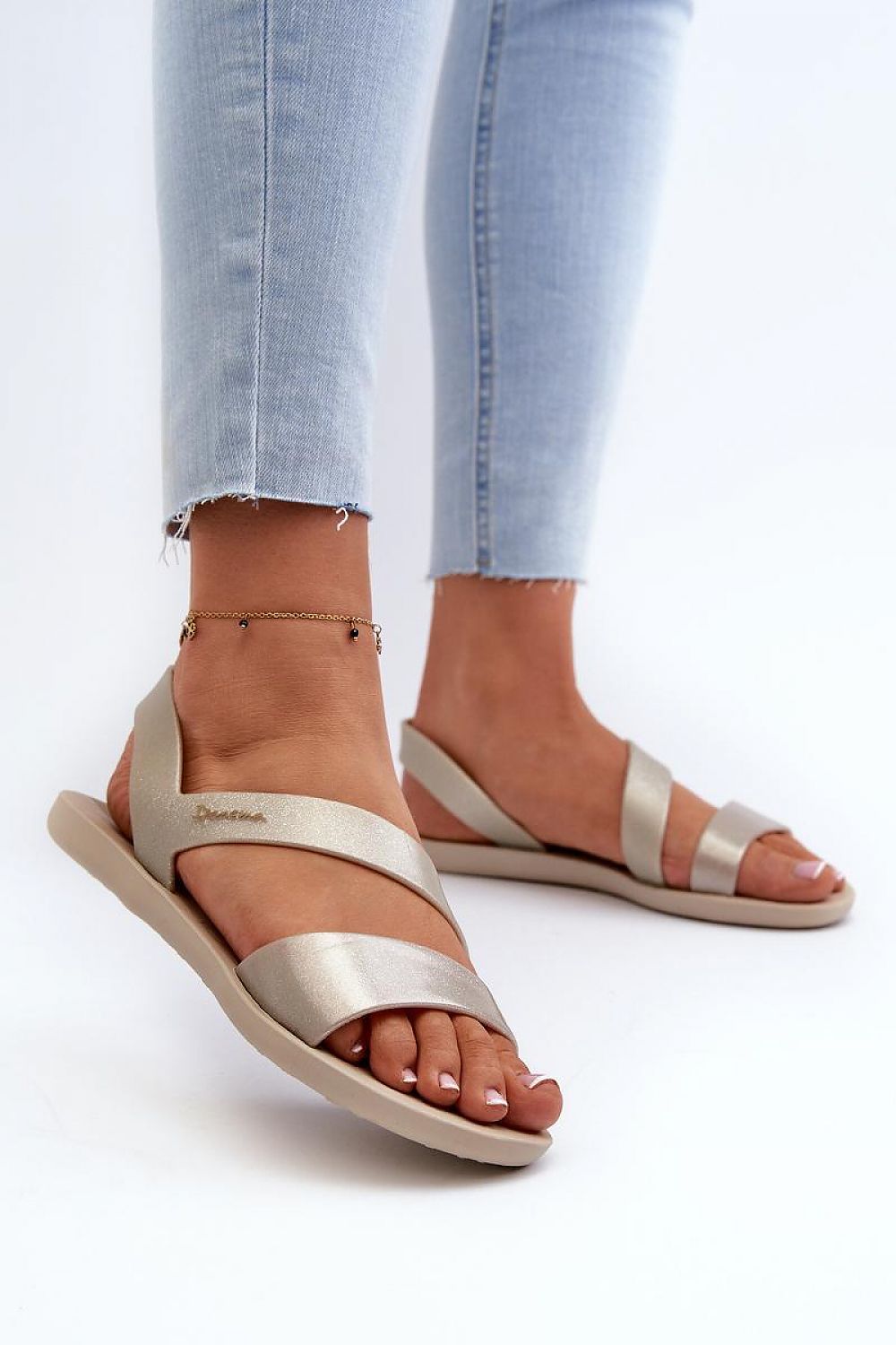 Sandals model 196976 Step in style - Trendyglobal 