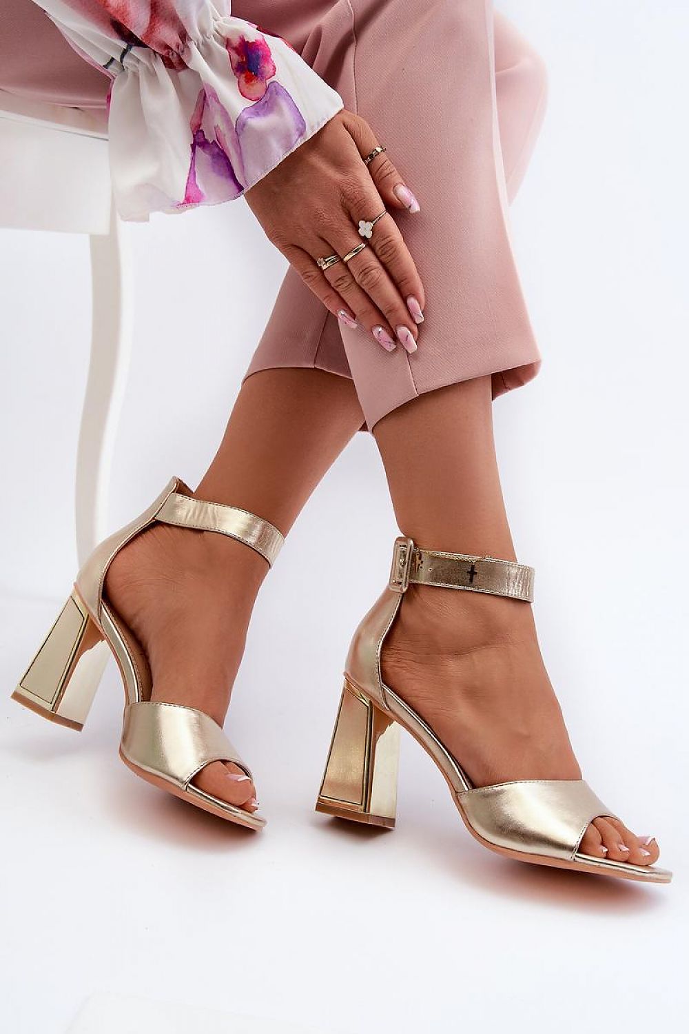 Heel sandals model 197090 Step in style - Trendyglobal 