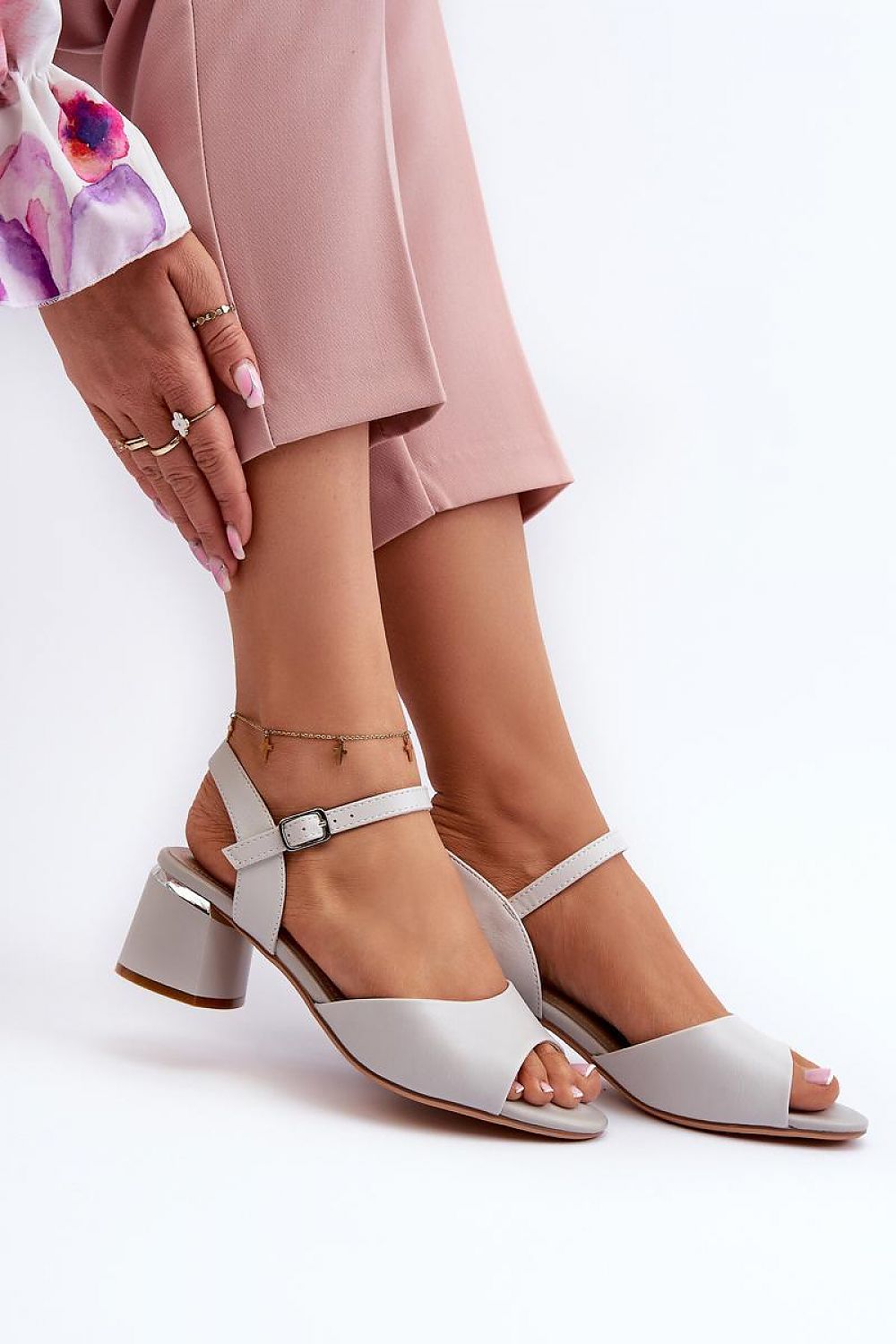 Heel sandals model 197097 Step in style - Trendyglobal 