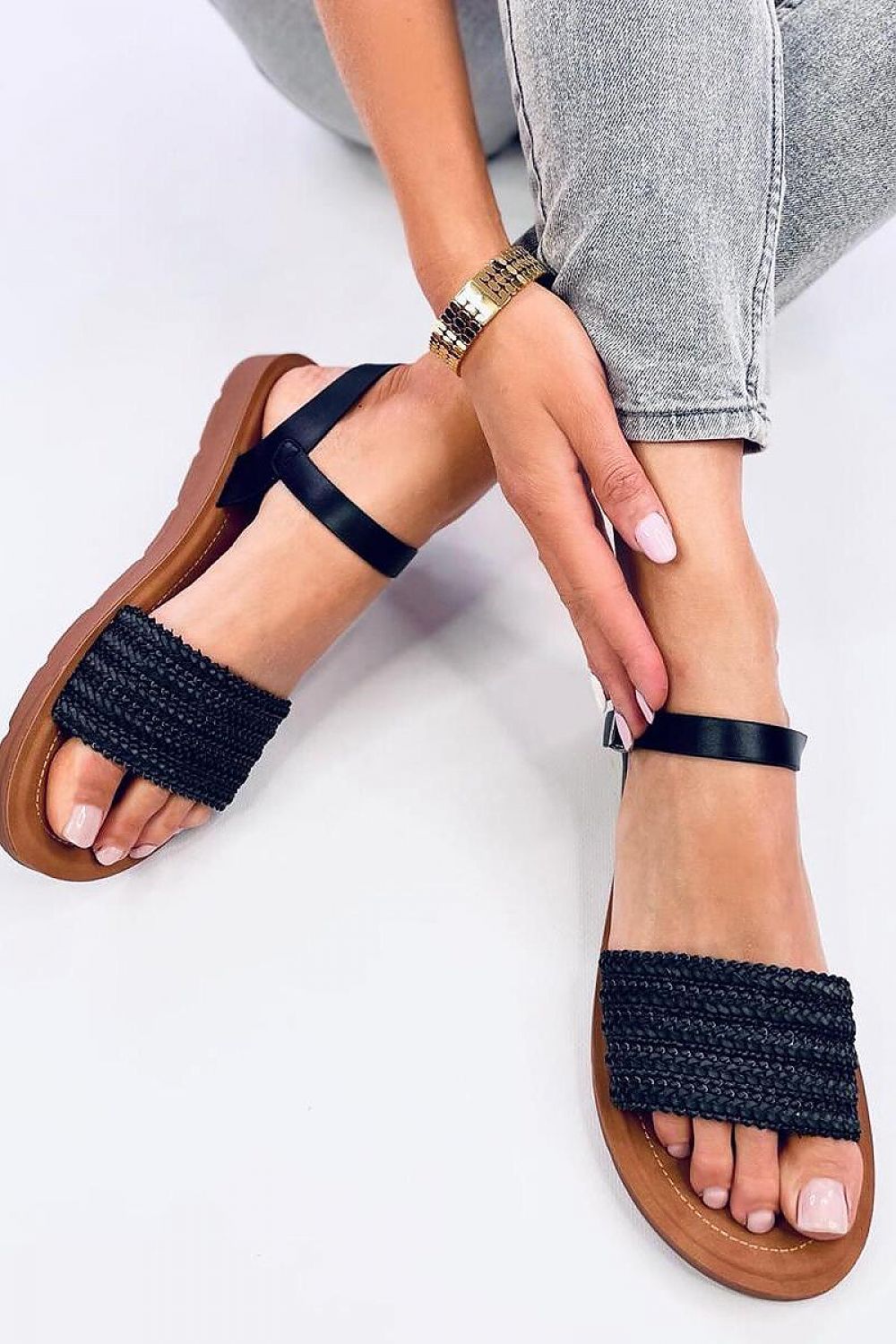 Sandals model 197253 Inello - Trendyglobal 