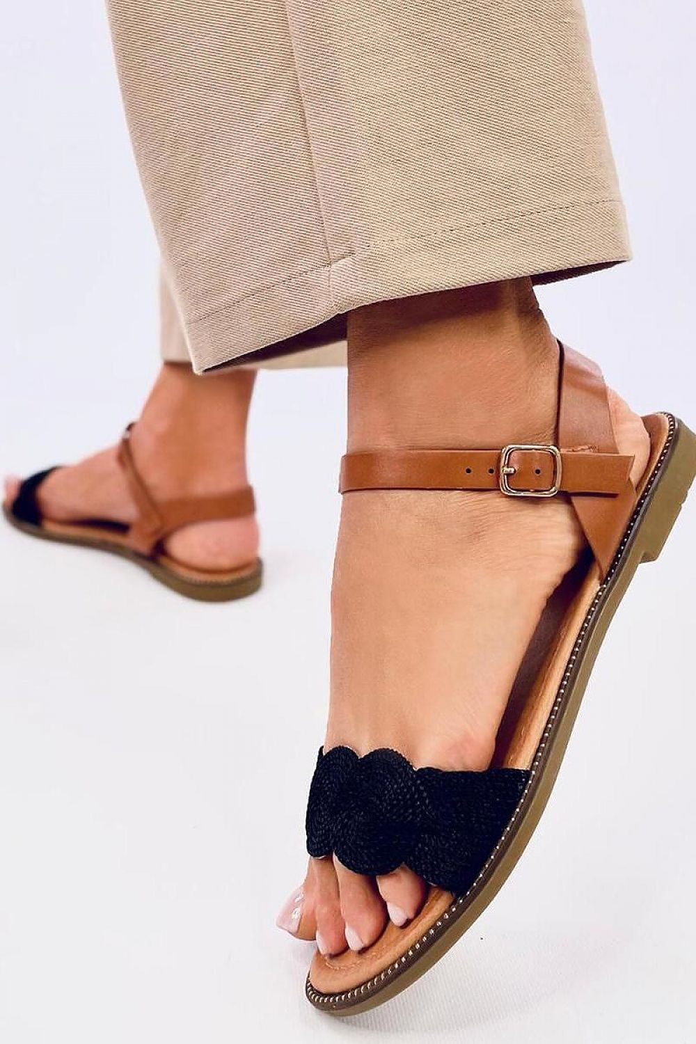 Sandals model 197381 Inello - Trendyglobal 