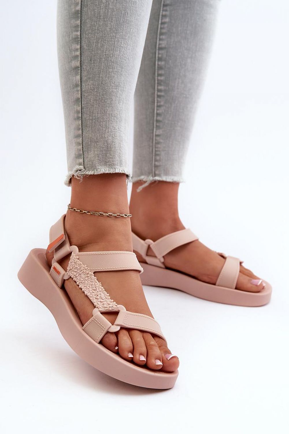 Sandals model 197577 Step in style - Trendyglobal 