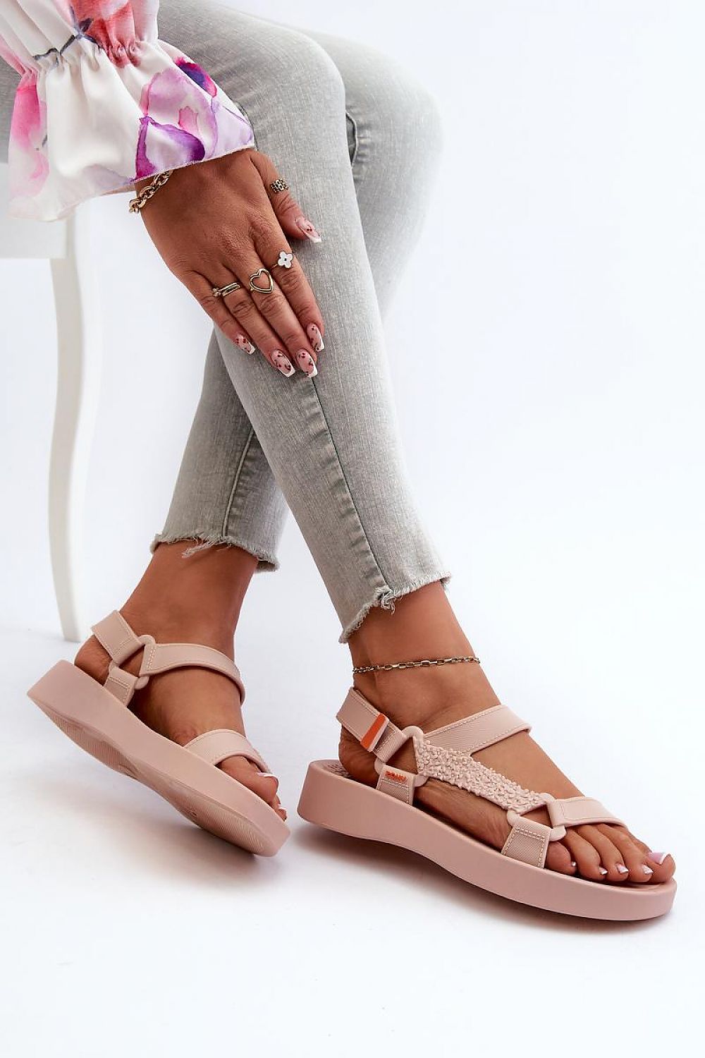 Sandals model 197577 Step in style - Trendyglobal 