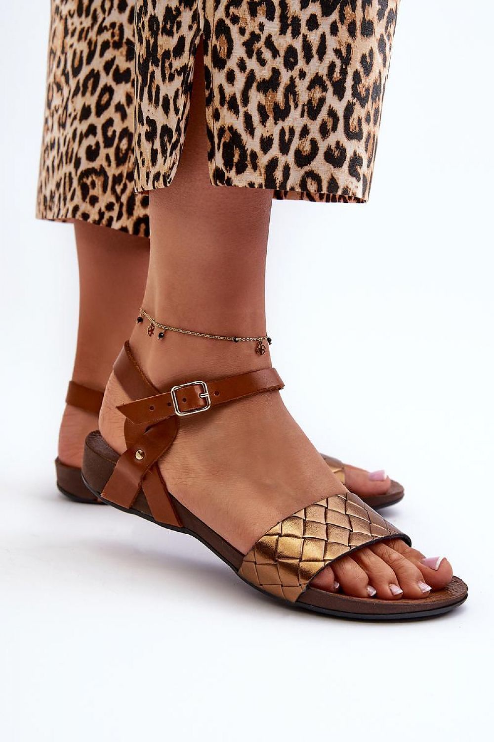 Sandals model 197588 Step in style - Trendyglobal 