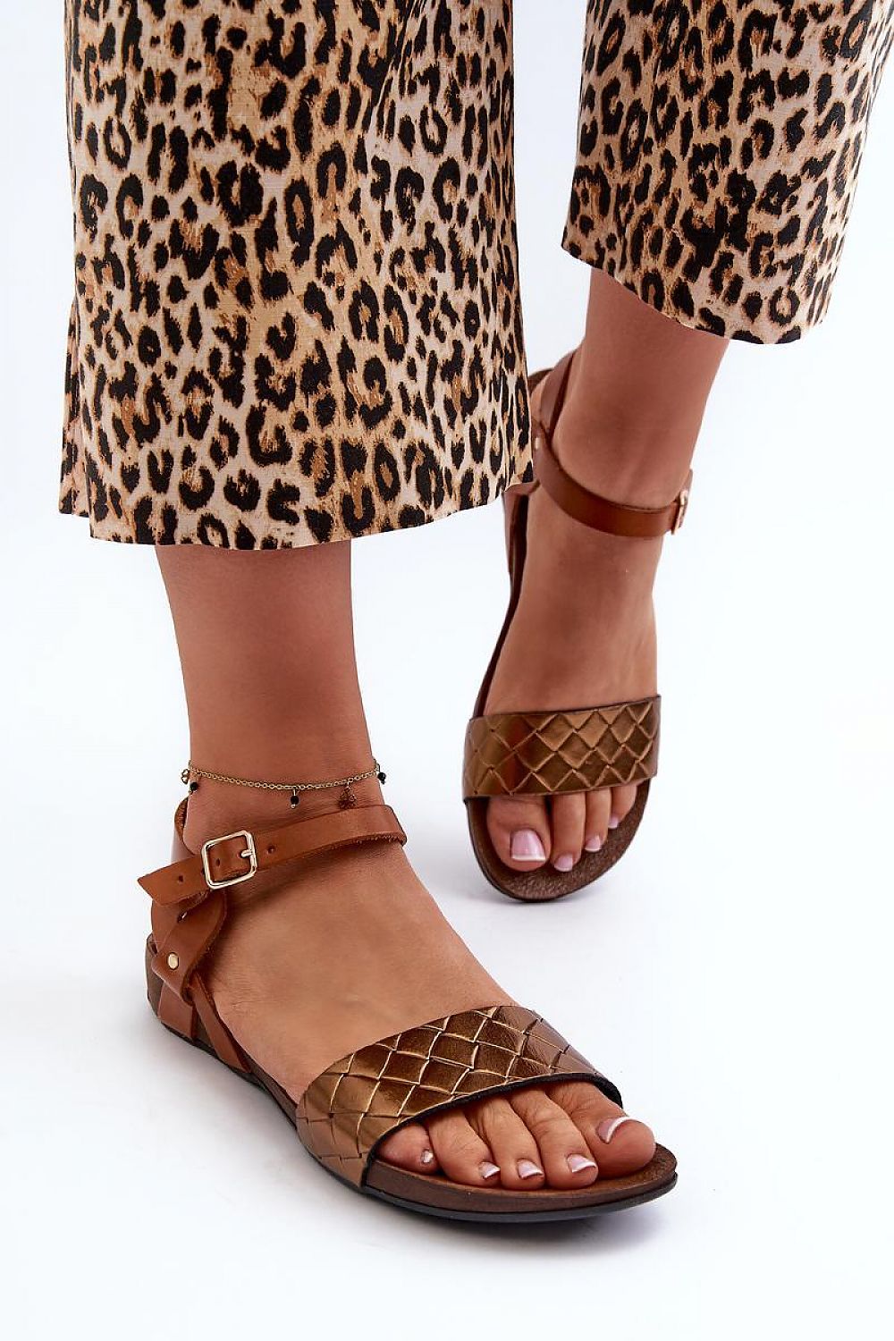 Sandals model 197588 Step in style - Trendyglobal 