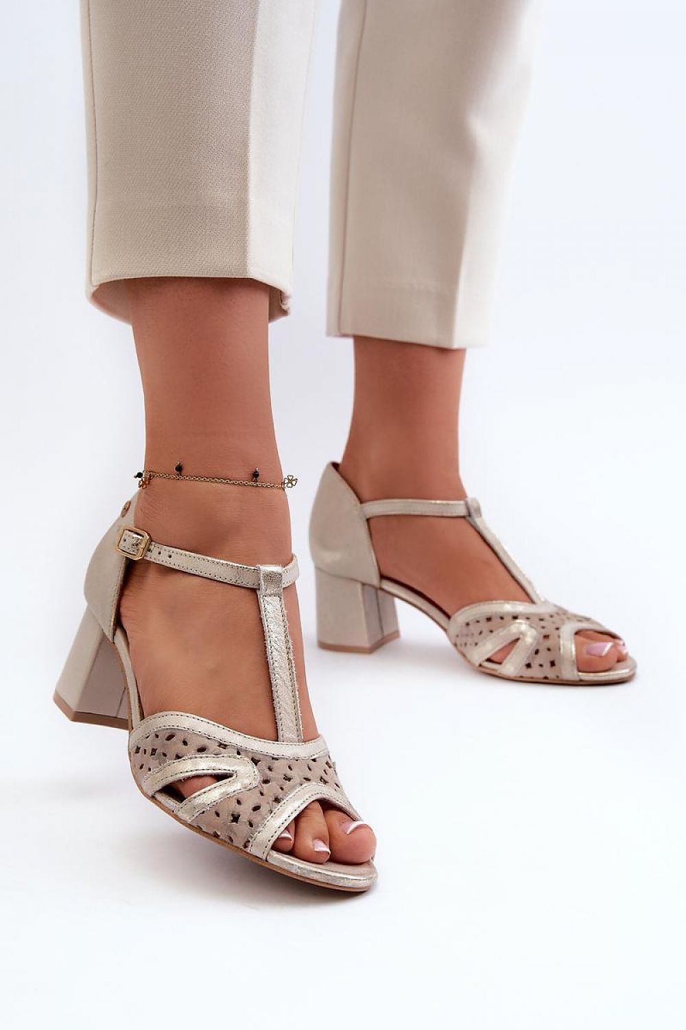 Heel sandals model 197702 Step in style - Trendyglobal 