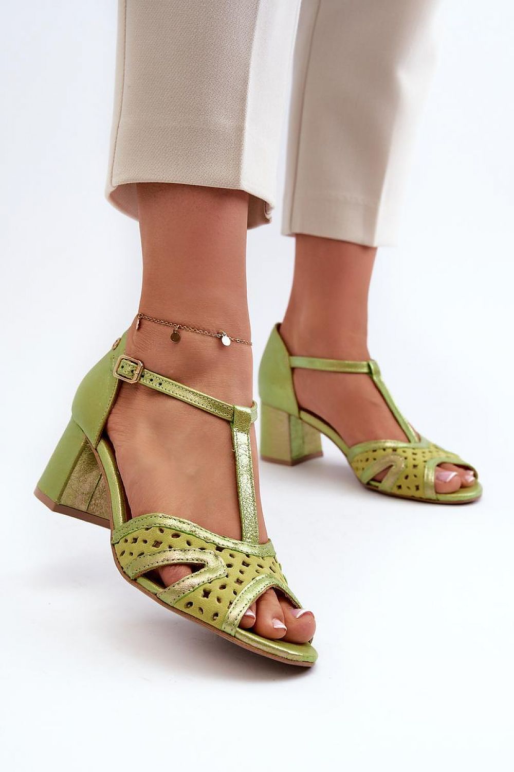 Heel sandals model 197702 Step in style - Trendyglobal 