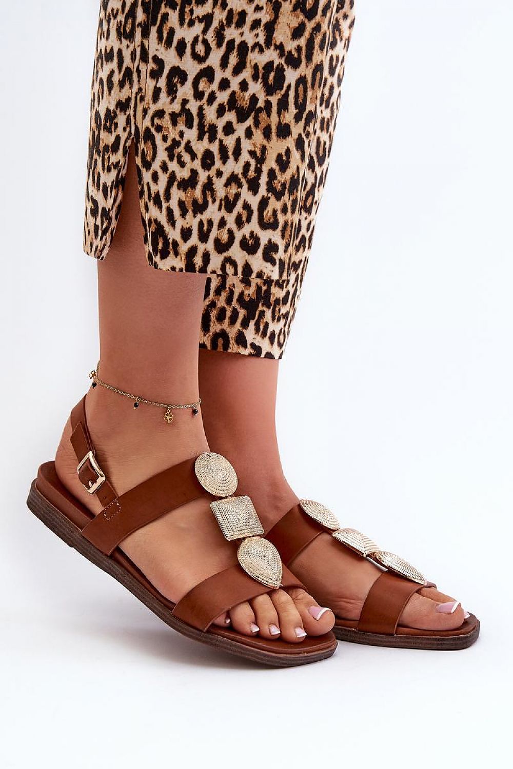 Sandals model 197906 Step in style - Trendyglobal 