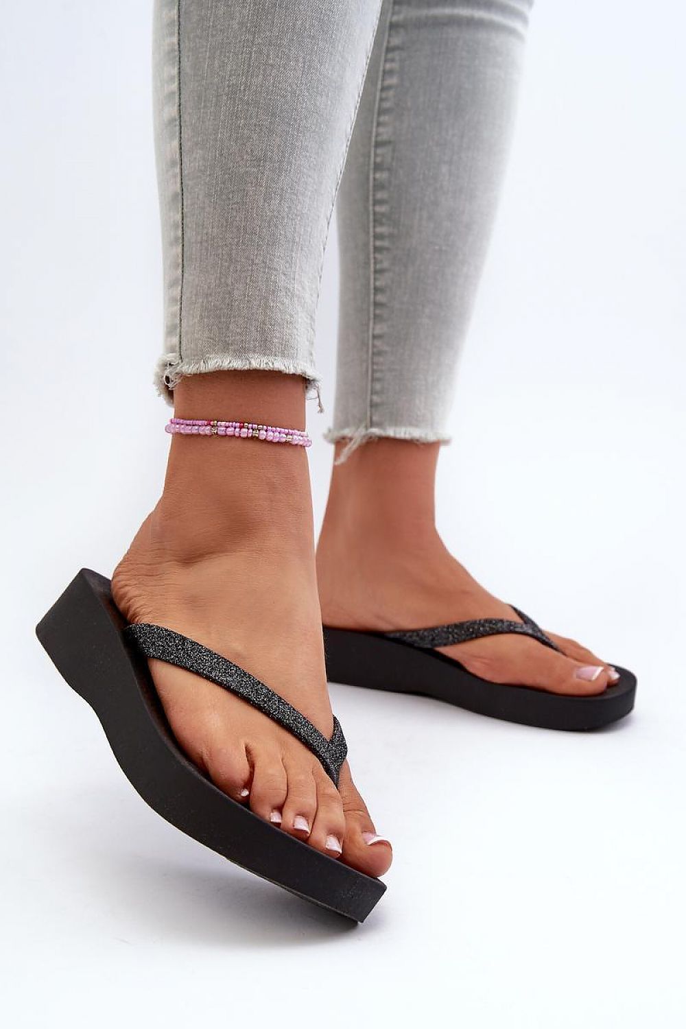 Japanese flip-flops model 198035 Step in style - Trendyglobal 