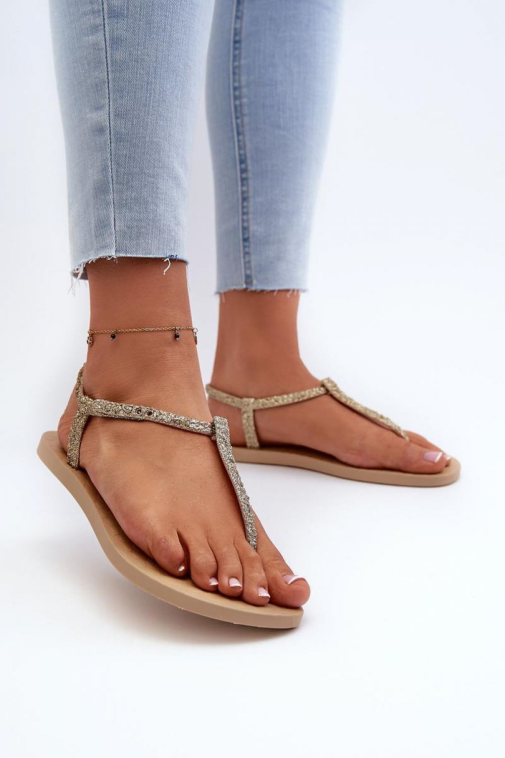 Sandals model 198037 Step in style - Trendyglobal 