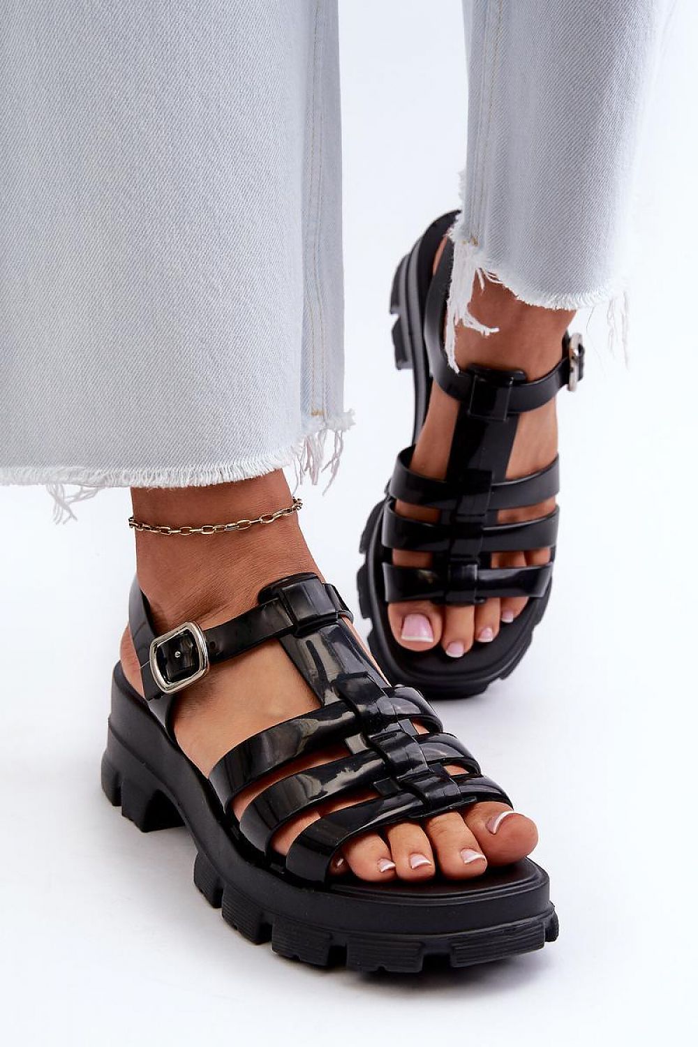 Sandals model 198045 Step in style - Trendyglobal 