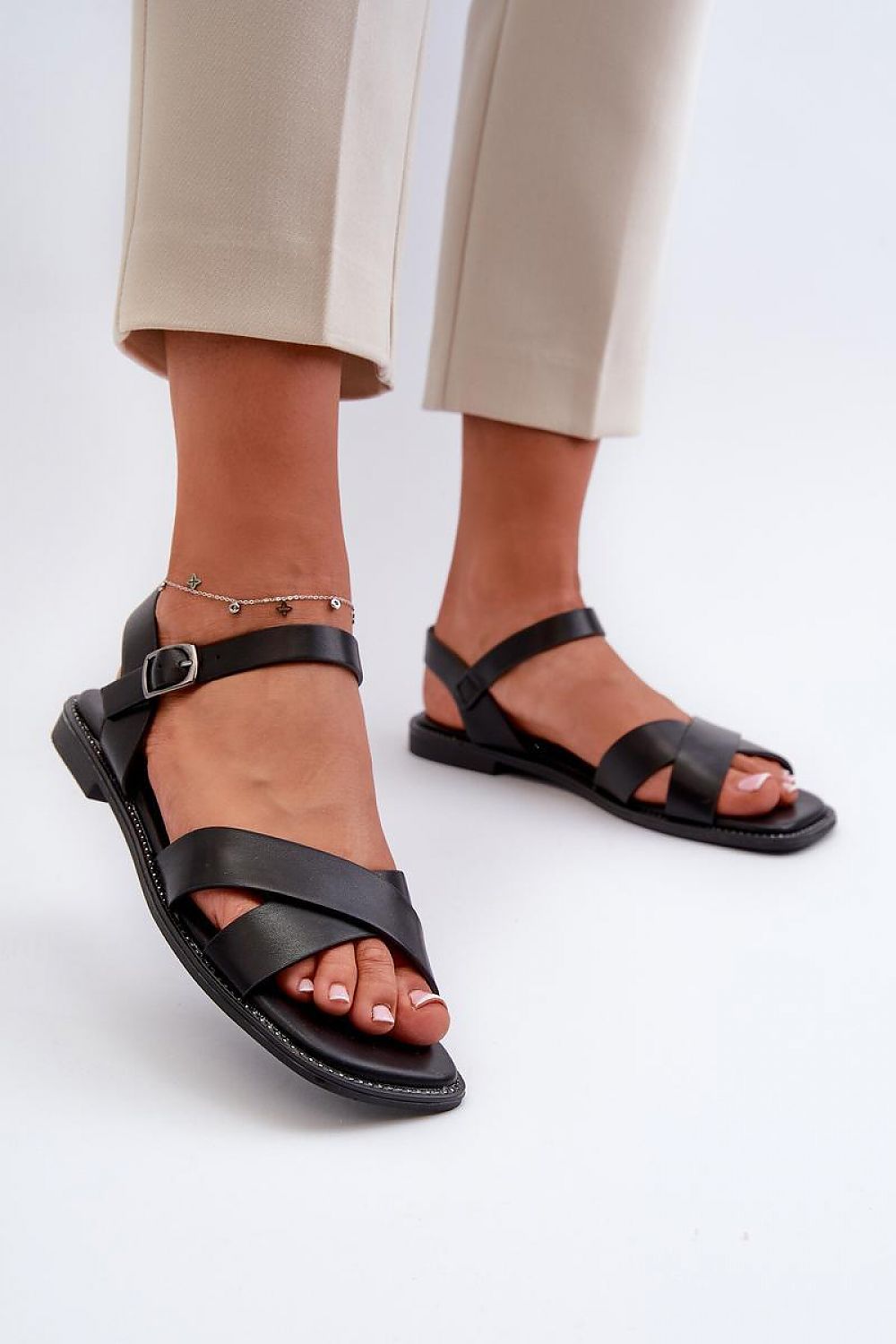 Sandals model 198137 Step in style - Trendyglobal 