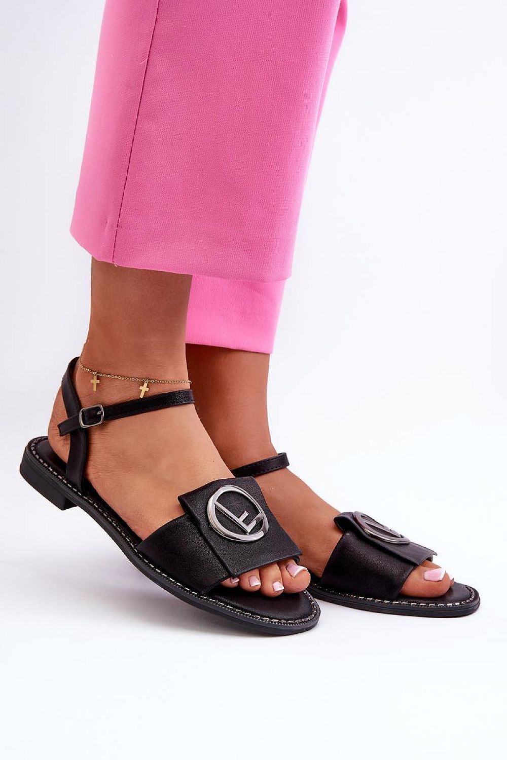 Sandals model 198193 Step in style - Trendyglobal 