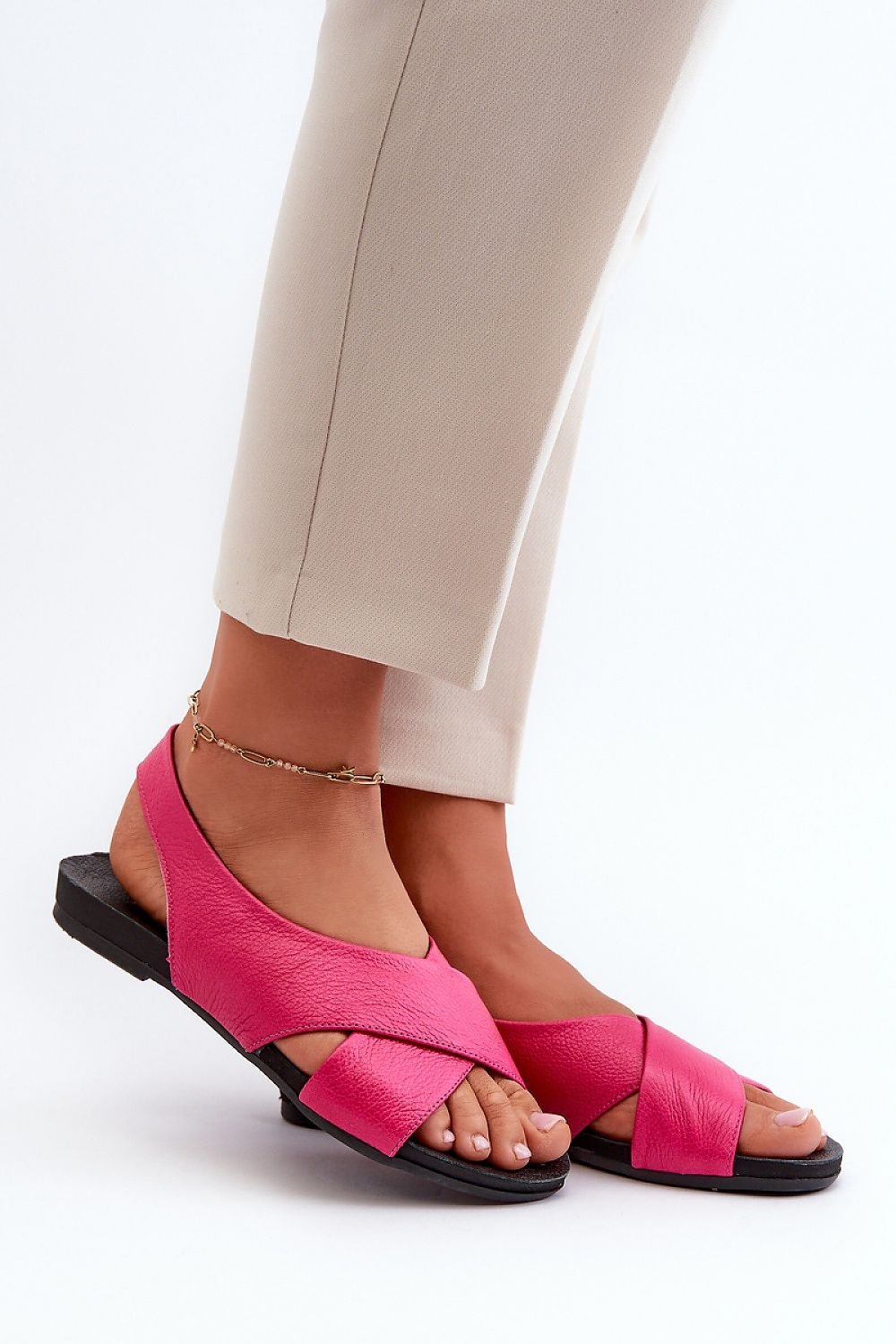 Sandals model 198729 Step in style - Trendyglobal 