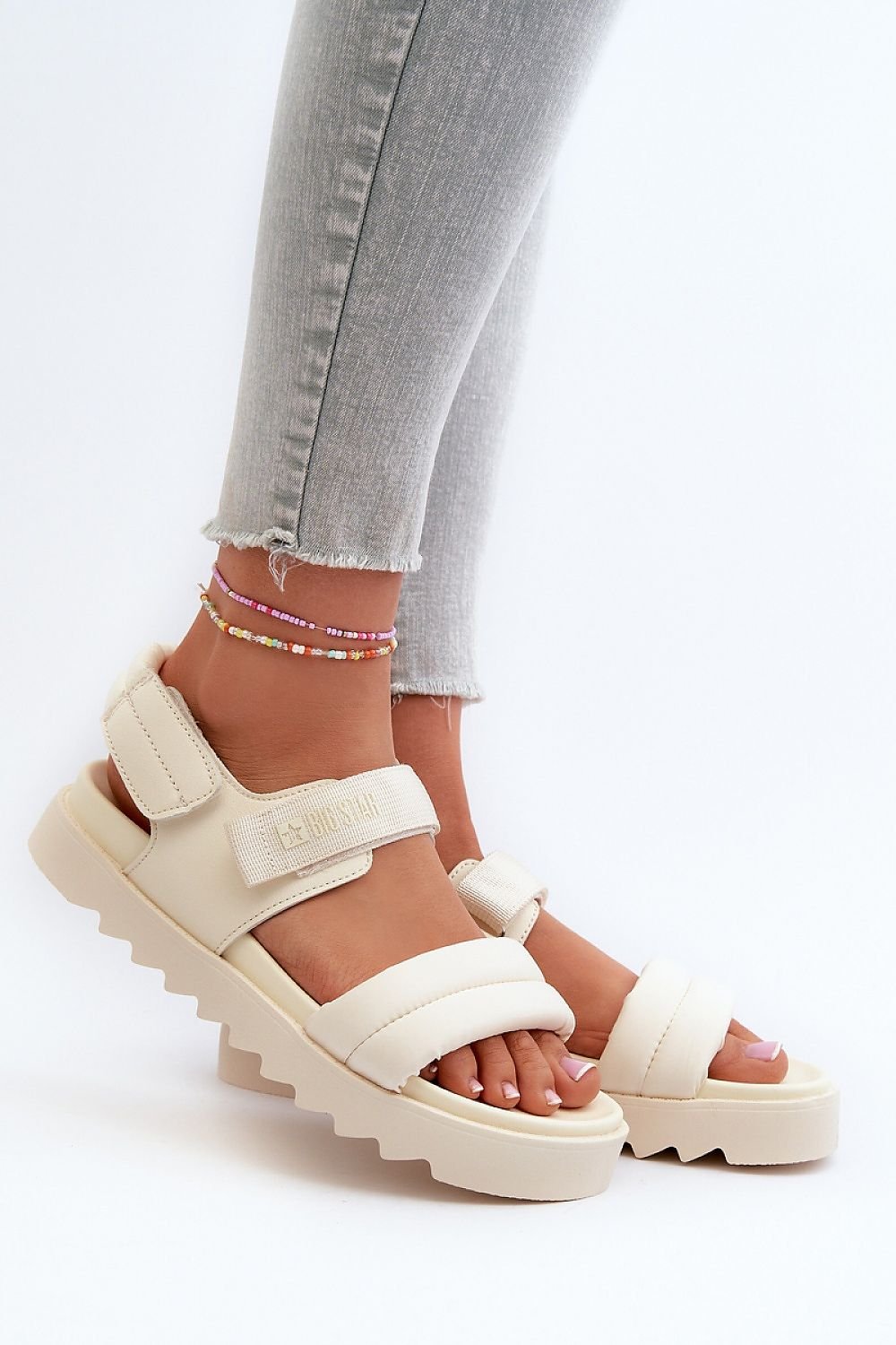 Sandals model 198791 Step in style - Trendyglobal 