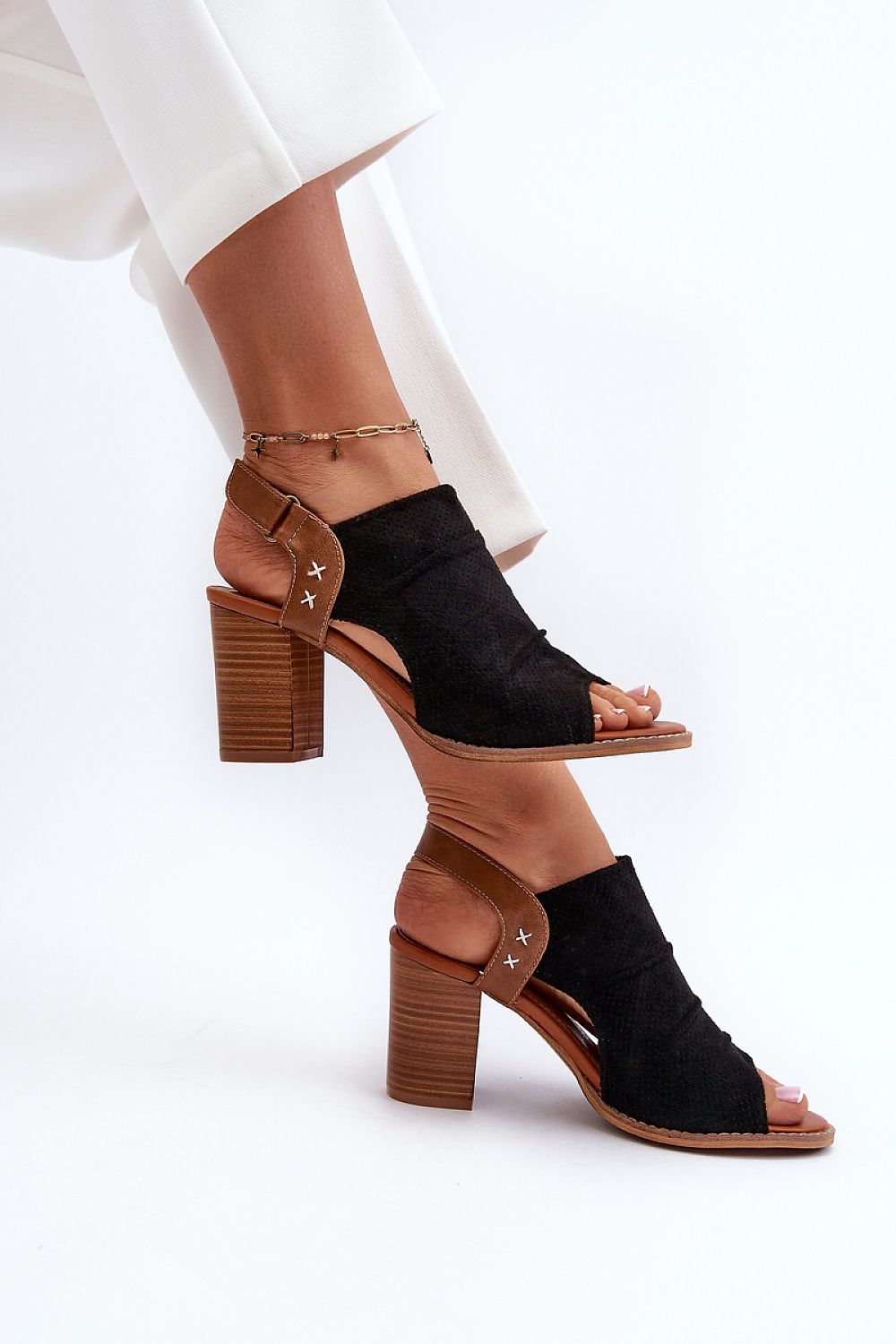 Heel sandals model 198811 Step in style - Trendyglobal 