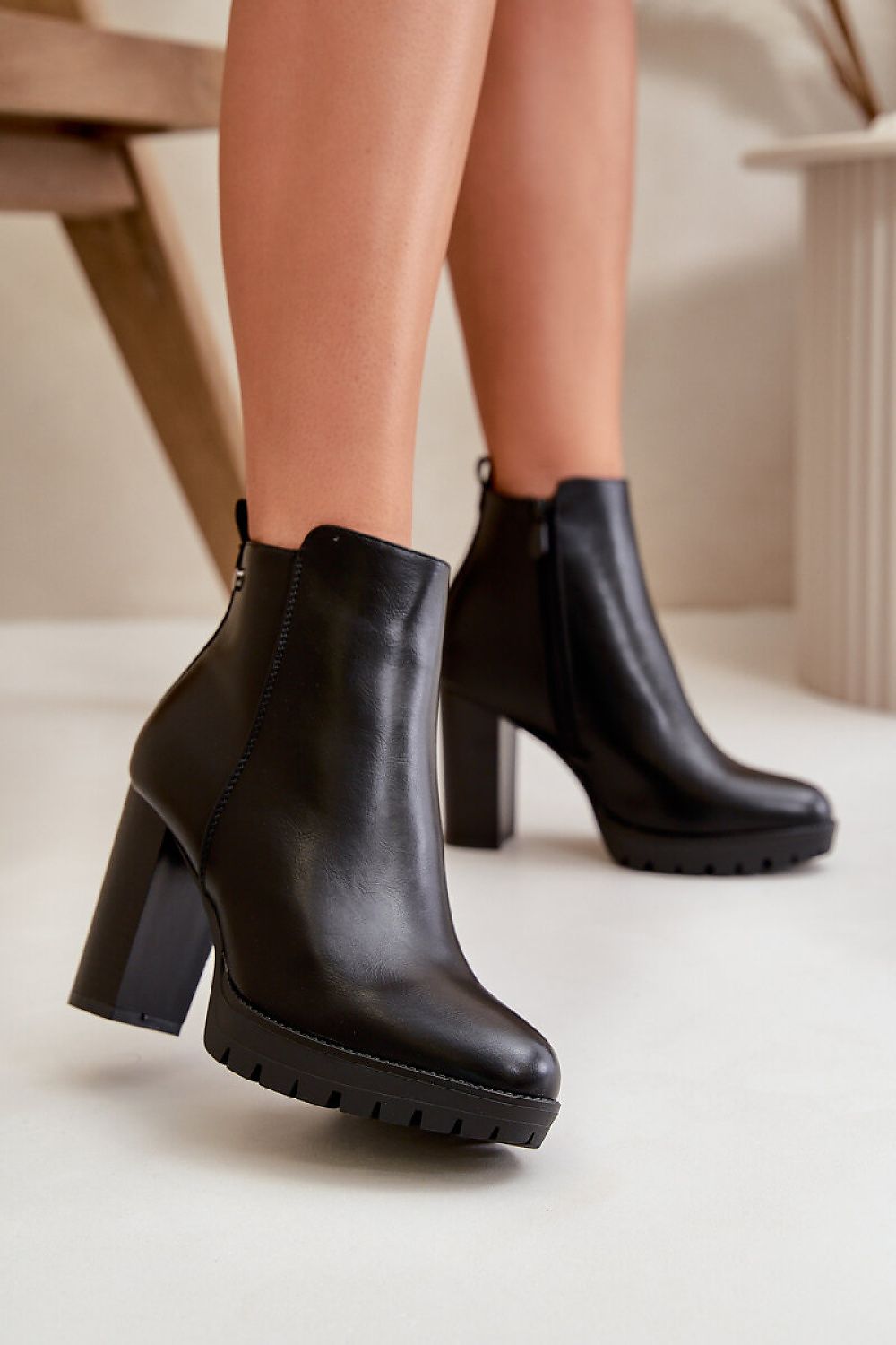 Heel boots model 199085 Step in style - Trendyglobal 