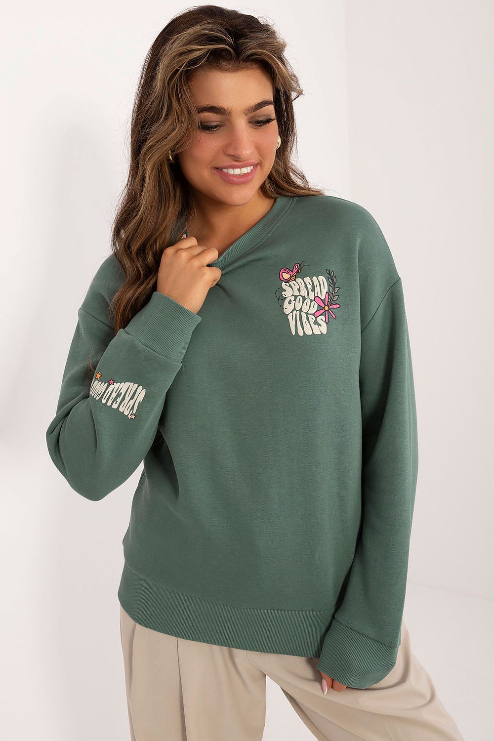 Sweatshirt model 199210 Sublevel - Trendyglobal 