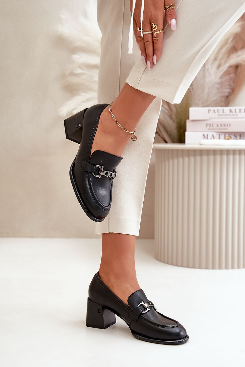 Heeled low shoes model 199318 Step in style - Trendyglobal 