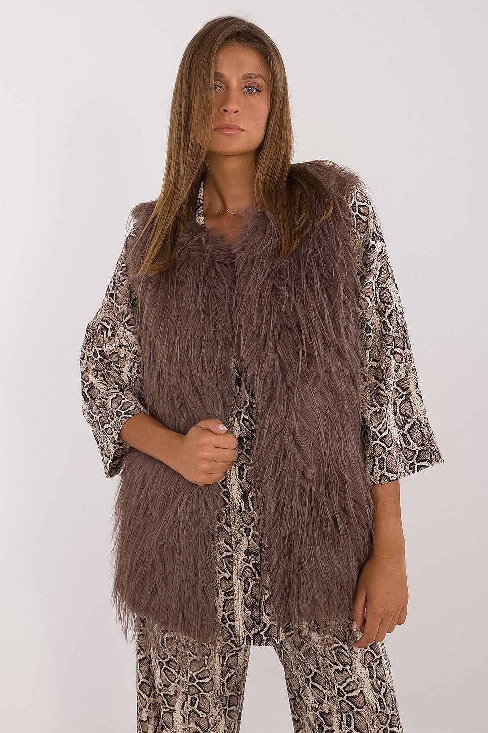 Gilet model 199768 AT - Trendyglobal 