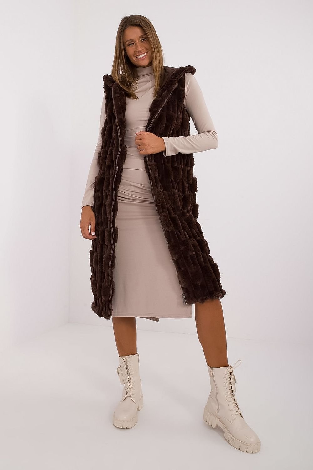 Gilet model 190869 AT - Trendyglobal 