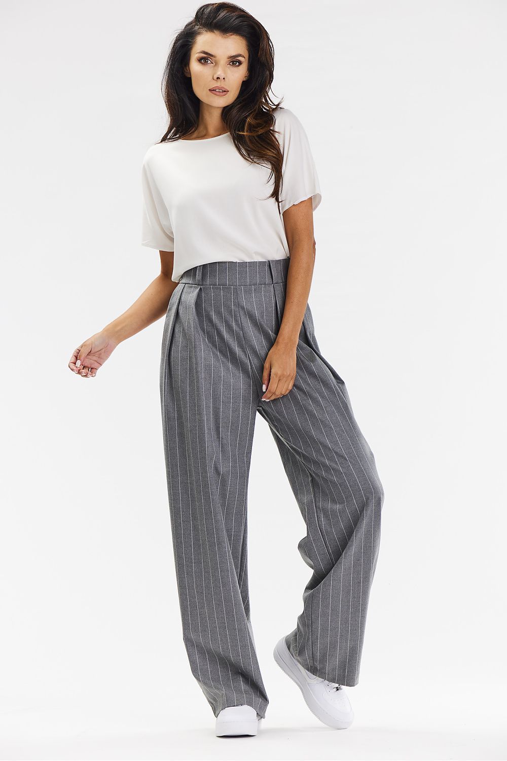 Women trousers model 200565 awama - Trendyglobal 