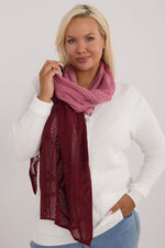 Shawl model 200860 AT - red / one-size-fits-all