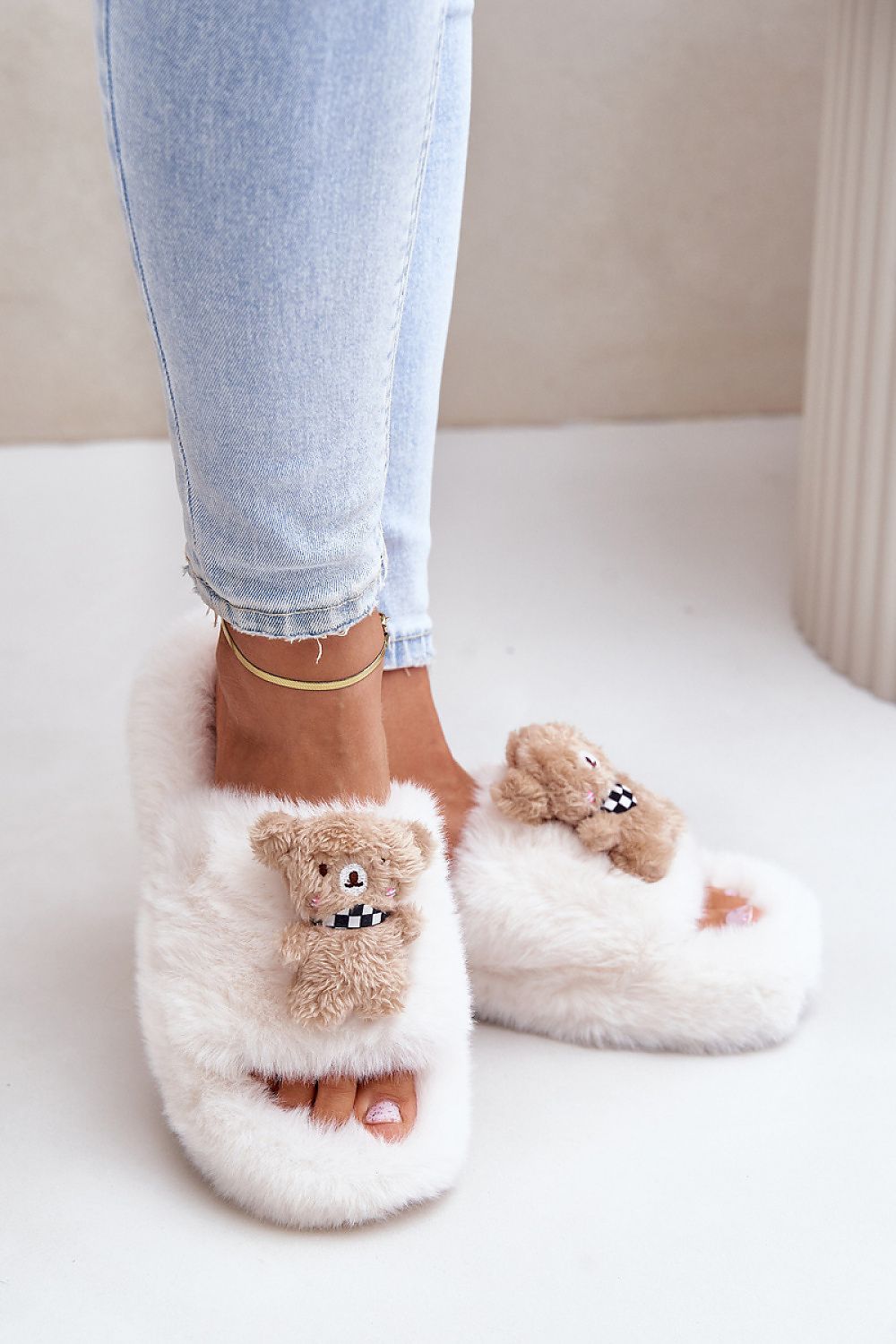 Slippers model 202179 Step in style - Trendyglobal 