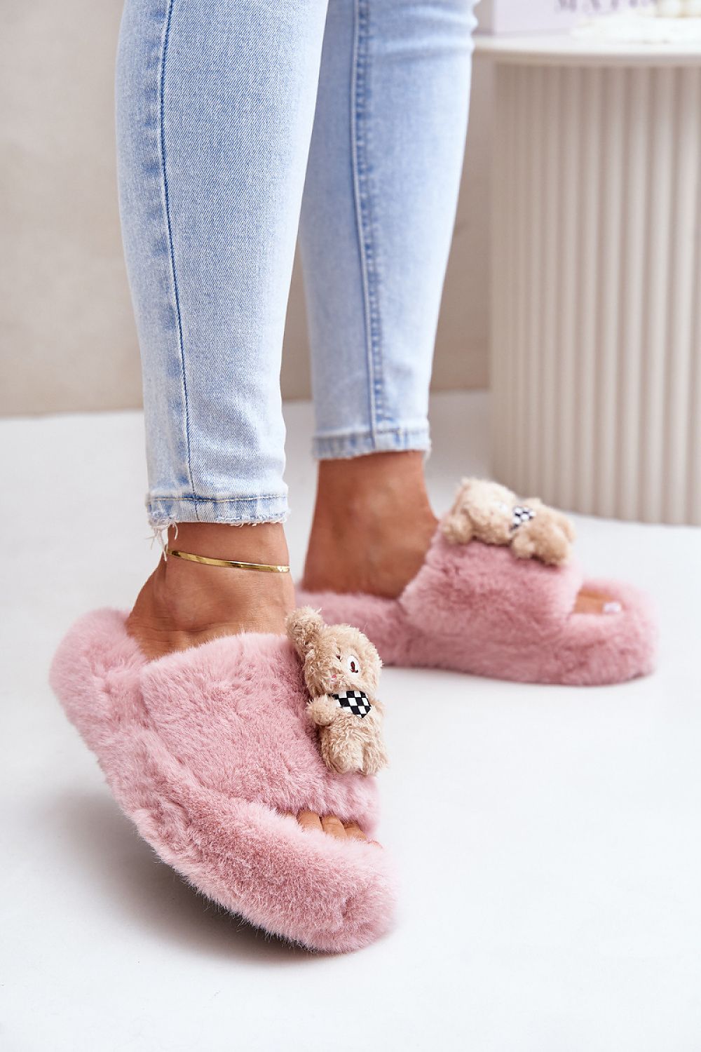 Slippers model 202179 Step in style - Trendyglobal 