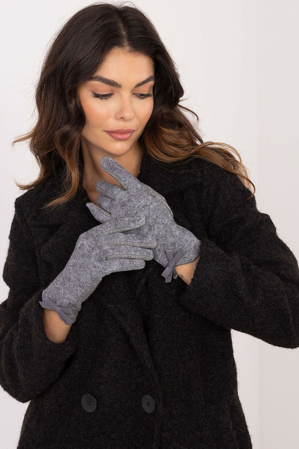 Gloves model 202500 AT - Trendyglobal 